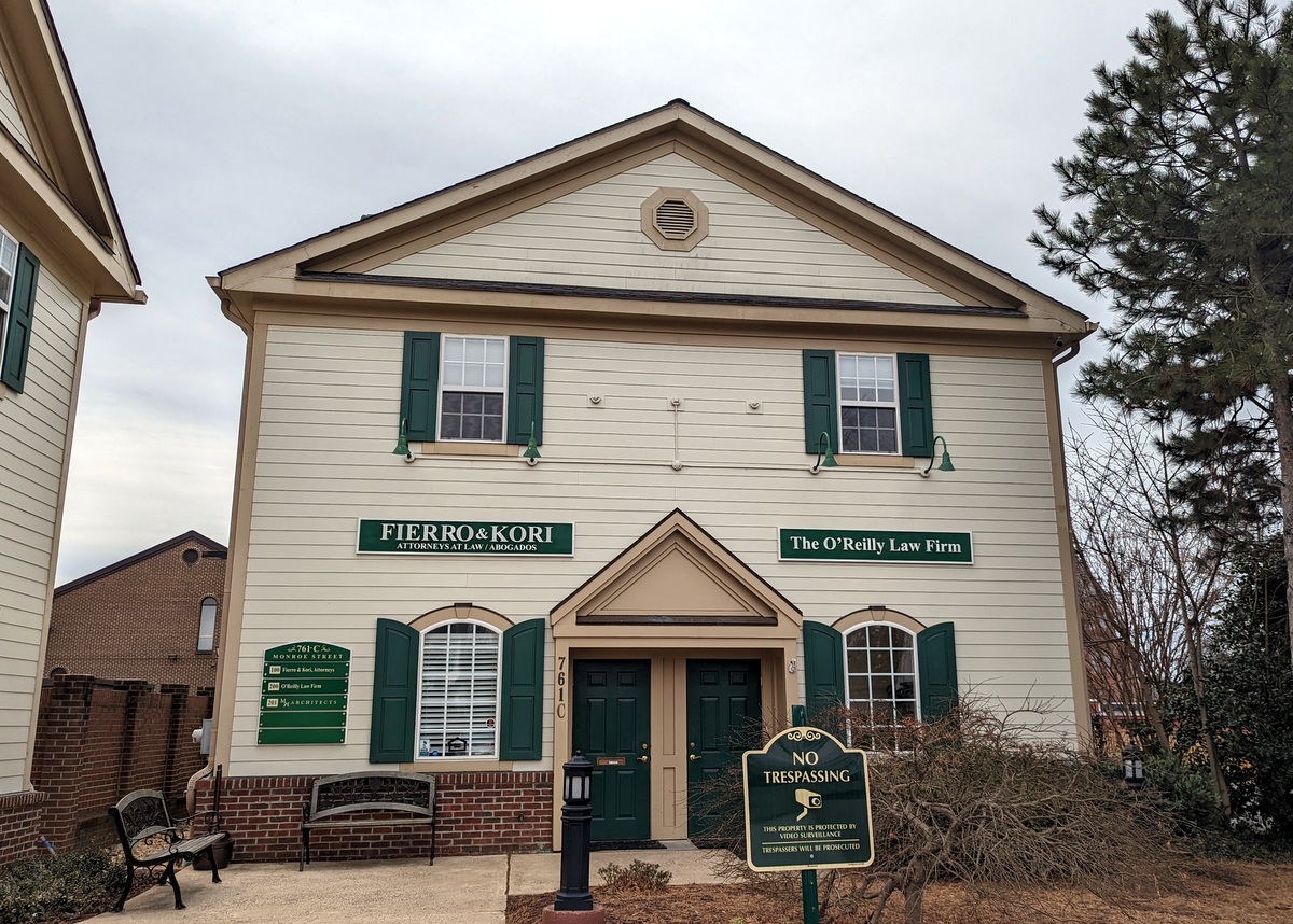 Roof and exterior trim replacement, new gutter and repaint façade